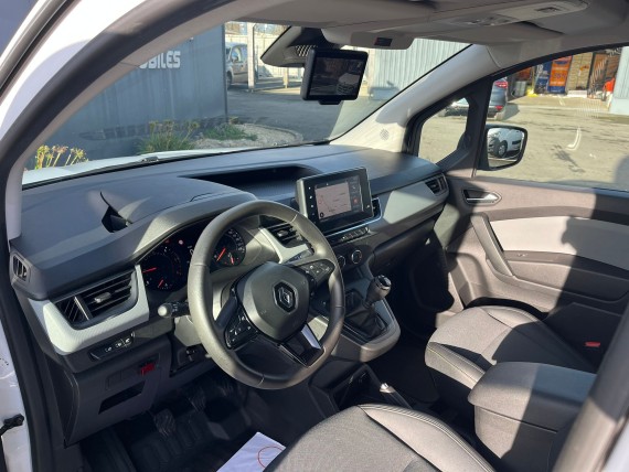 RENAULT Kangoo Kangoo Sésame-011.jpg